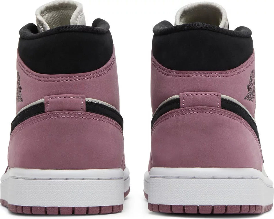 Air Jordan 1 Mid SE- Light Mulberry