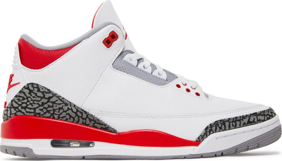 Air Jordan 3 Retro- Fired Red 2022