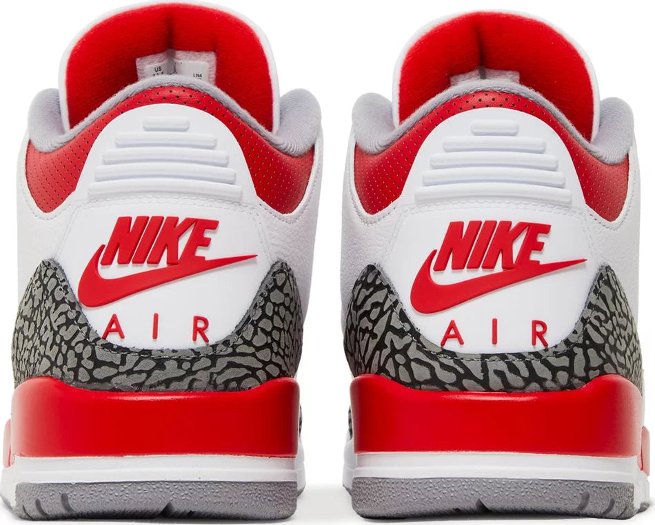Air Jordan 3 Retro- Fired Red 2022