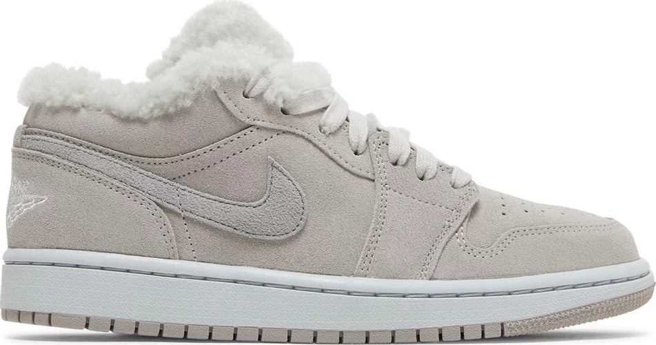 Air Jordan 1 Low SE- Sherpa Fleece