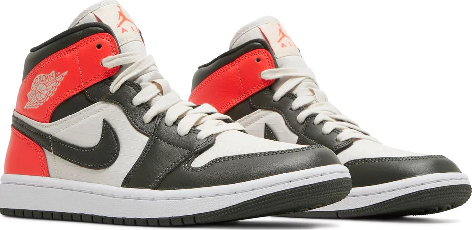 Air Jordan 1 Mid SE- Newsprint
