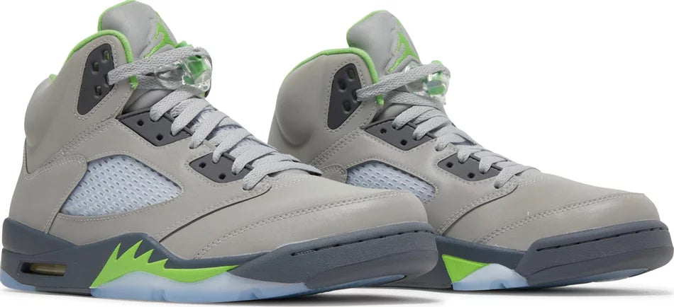 Air Jordan 5 Retro- Green Bean 2022